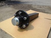 agricultural-trailer-stub-axle-with-hub